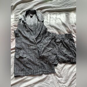 Suzy Shier Grey Pinstripe Vest and Shorts Two Piece Set Tailored Waistcoat XS